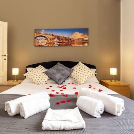 Apartamento Delizioso Nel Cuore Di Roma Exterior foto